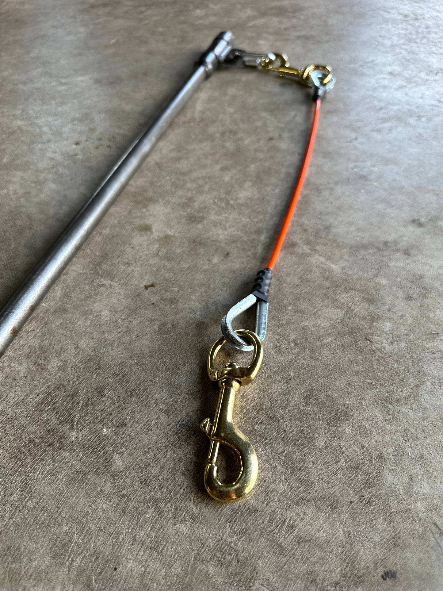 Swivel Stakes (comes with 24" drop), heavy duty for dogs