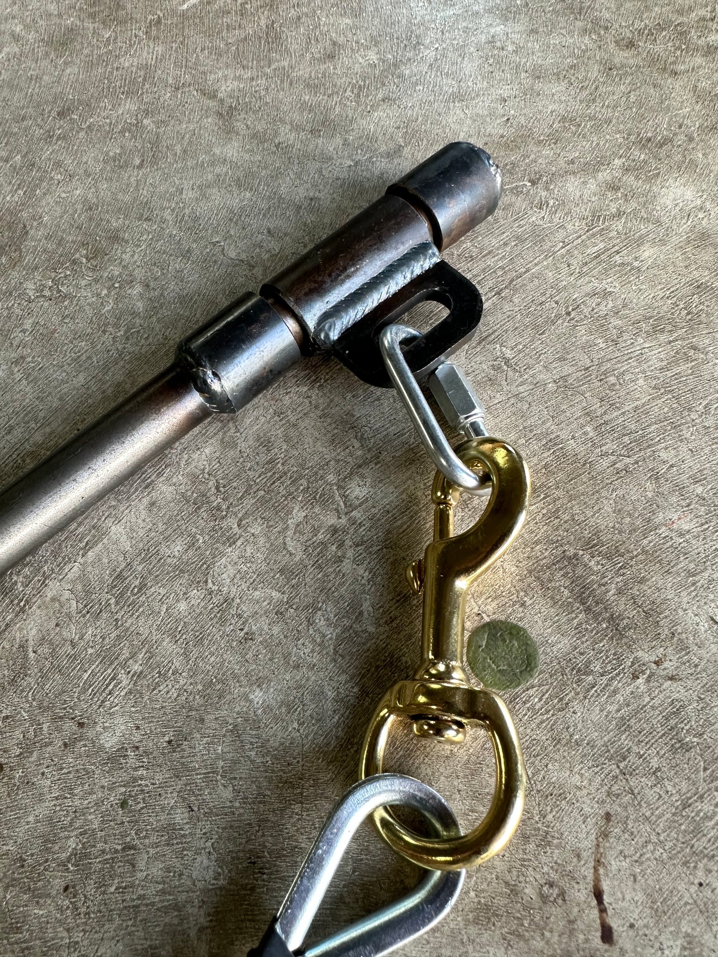 Swivel Stakes (comes with 24" drop), heavy duty for dogs