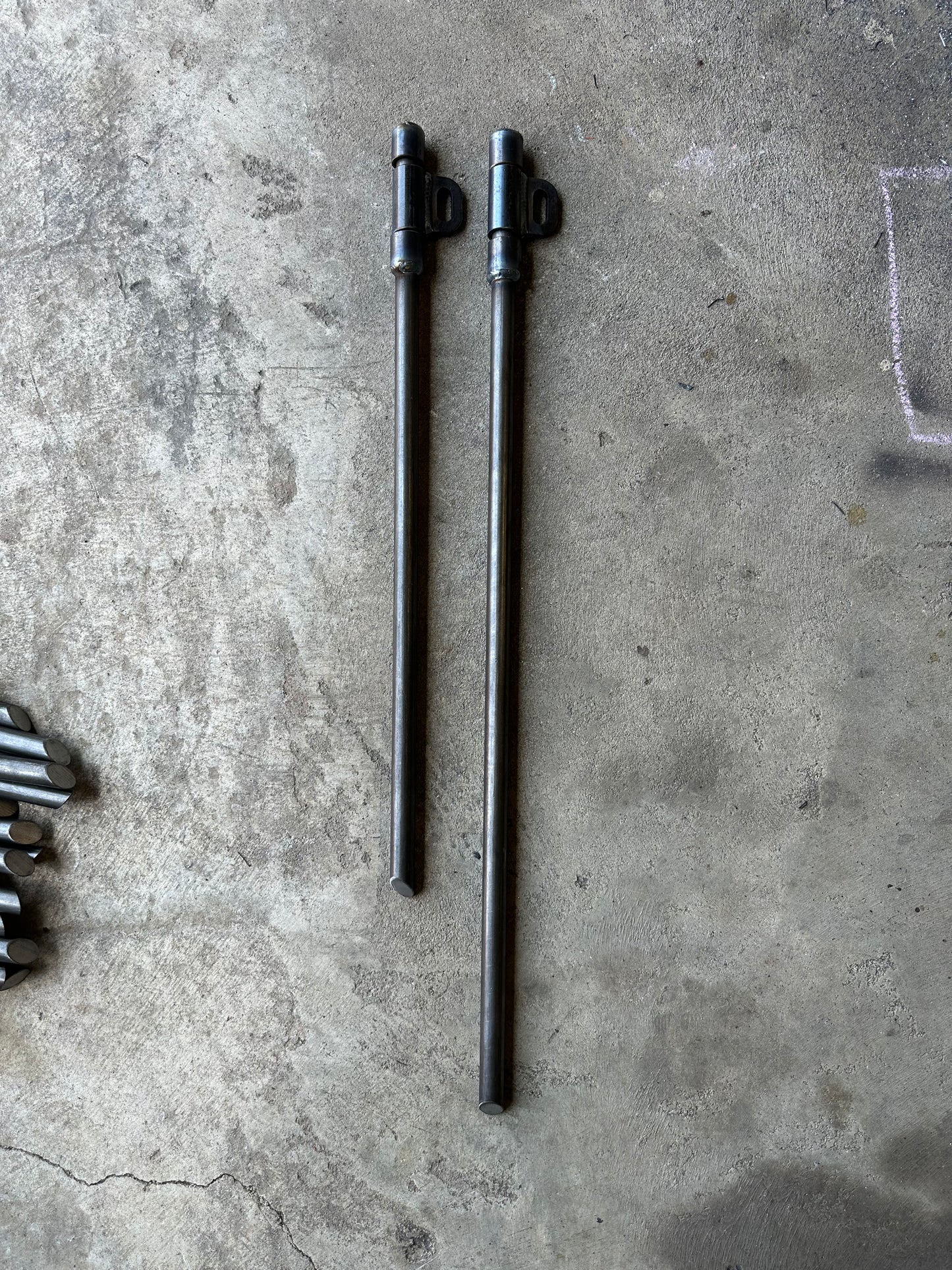 Swivel Stakes (comes with 24" drop), heavy duty for dogs